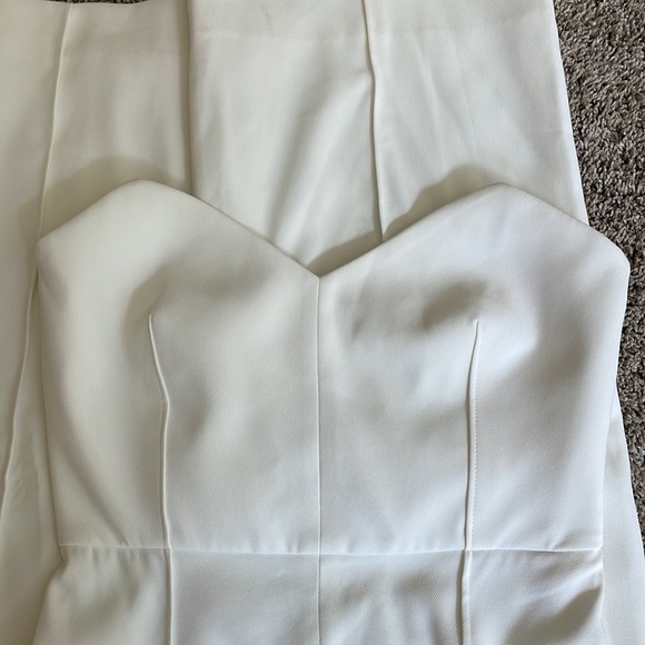 NWOT Reiss White Bea Buckle Detail Jumpsuit size 4 - Picture 8 of 12